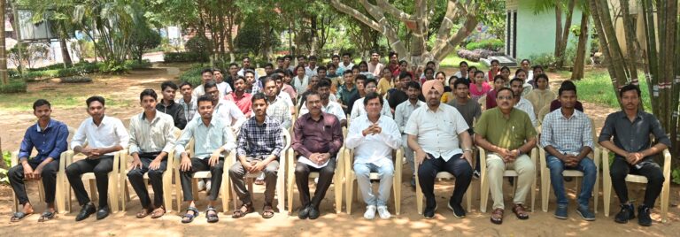 କିଟ୍‍ ରେ ପଢ଼ୁଥିବା କିସ୍‍ର ୧ଶହ ଛାତ୍ରଛାତ୍ରୀ ପାଇଲେ କ୍ୟାମ୍ପସ ପ୍ଲେସମେଣ୍ଟ
