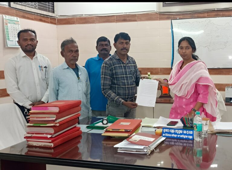 ନୂତନ ଭୋଟଦାନ କେନ୍ଦ୍ର ପାଇଁ ଦାବୀ ପତ୍ର